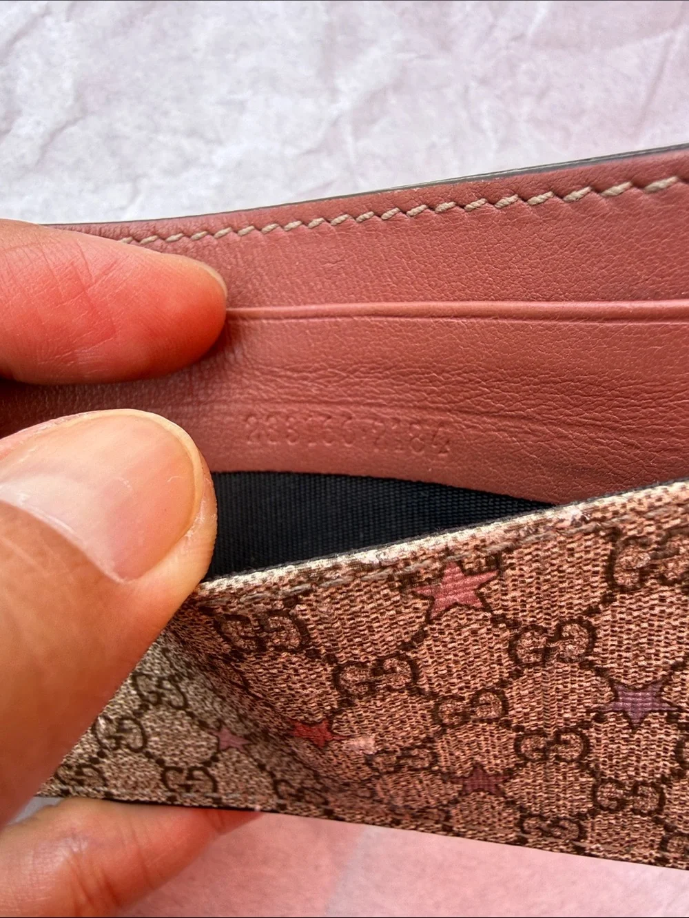 Authentic Gucci GG Supreme Star Print Card Case